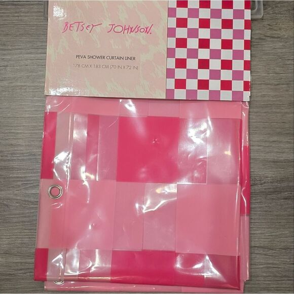 Betsey Johnson PEVA Pink Checkered Shower Curtain Liner - Picture 5 of 6